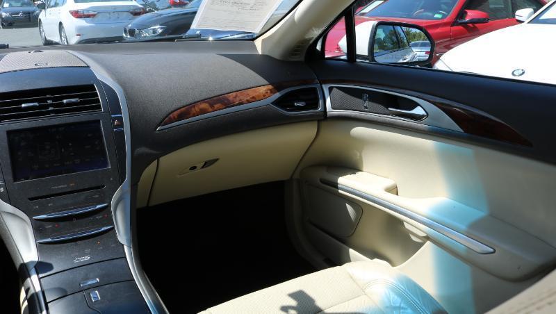 Lincoln MKZ 4dr Sdn FWD 2013