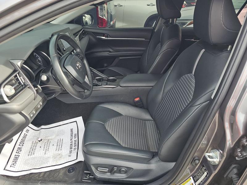 Toyota Camry SE Auto (Natl) 2022