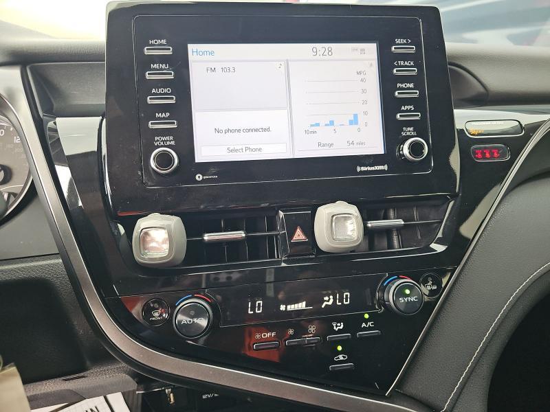 Toyota Camry SE Auto (Natl) 2022