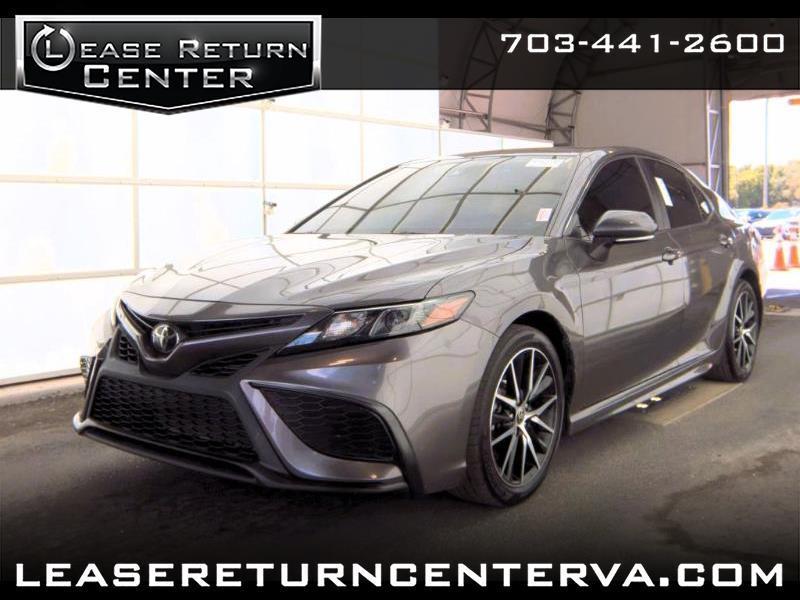 Toyota Camry SE Auto (Natl) 2022