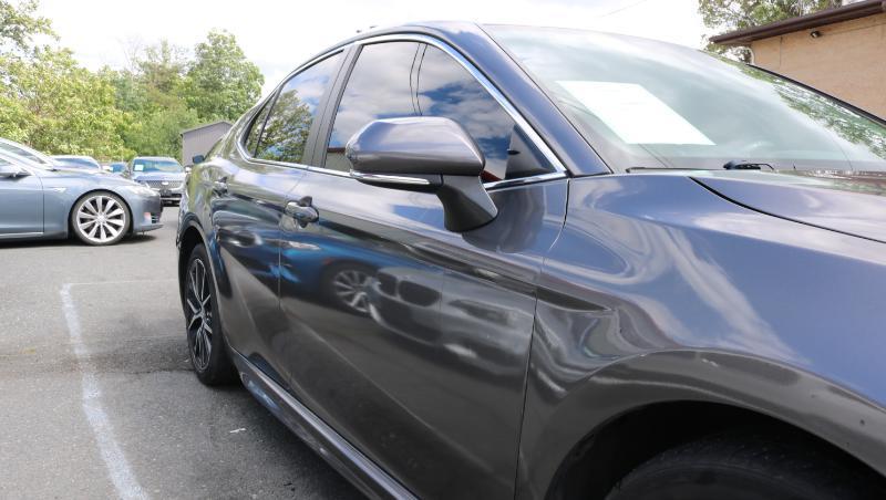 Toyota Camry SE Auto (Natl) 2022