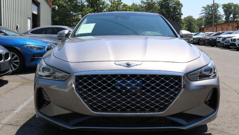 Genesis G70 2.0T RWD 2020