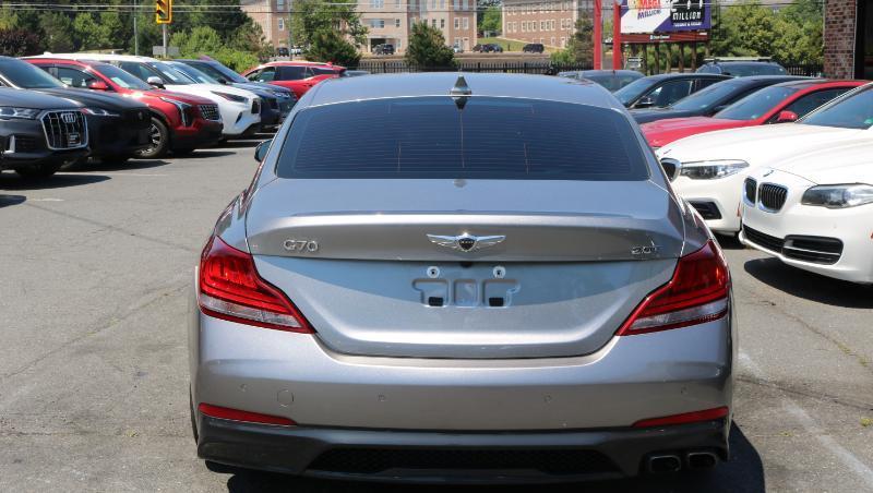 Genesis G70 2.0T RWD 2020