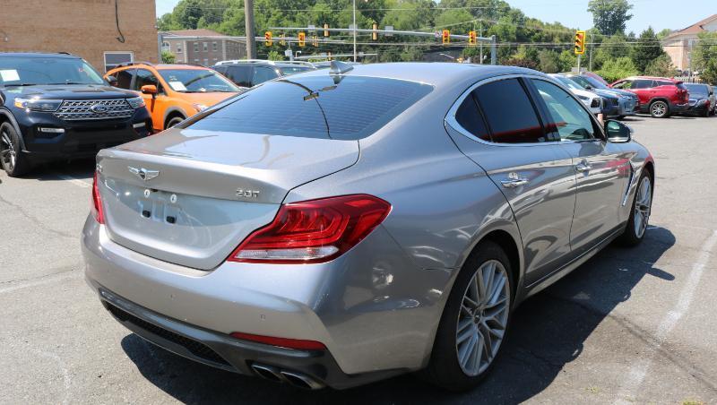 Genesis G70 2.0T RWD 2020