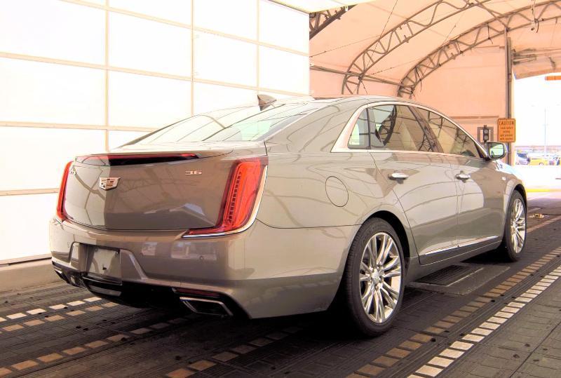 Cadillac XTS 4dr Sdn Luxury FWD 2018