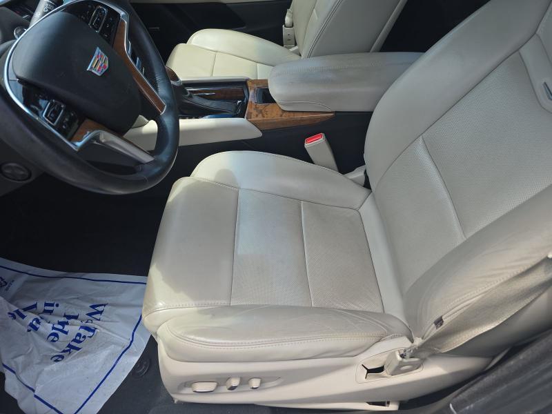 Cadillac XTS 4dr Sdn Luxury FWD 2018