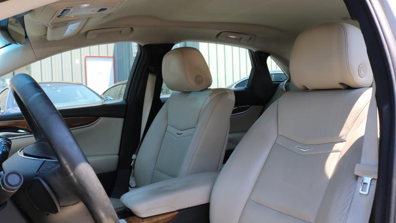 Cadillac XTS 4dr Sdn Luxury FWD 2018