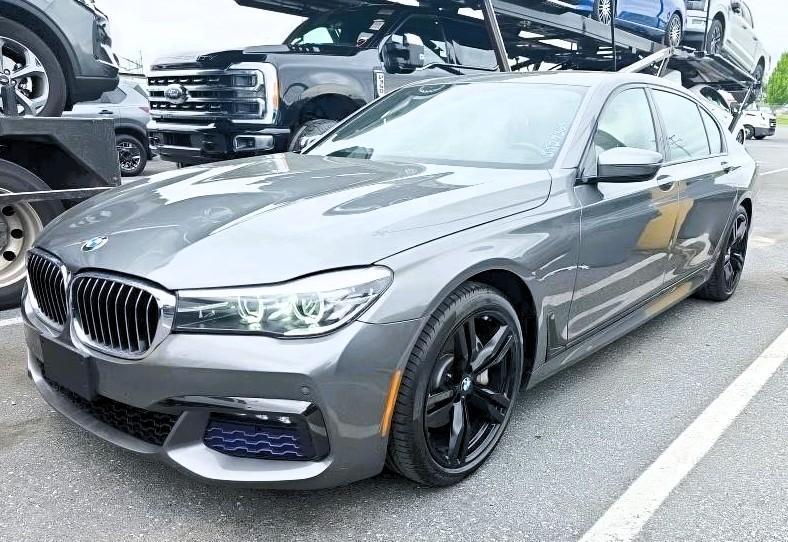 BMW 7 Series 4dr Sdn 740i RWD 2016
