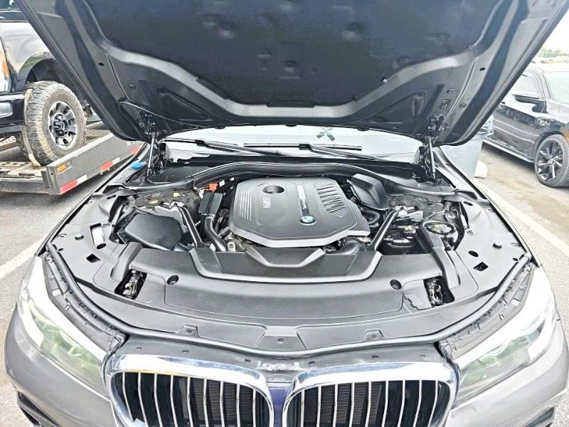 BMW 7 Series 4dr Sdn 740i RWD 2016
