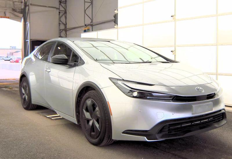 Toyota Prius LE (Natl) 2023