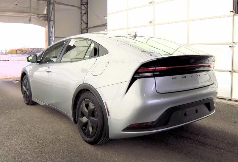 Toyota Prius LE (Natl) 2023