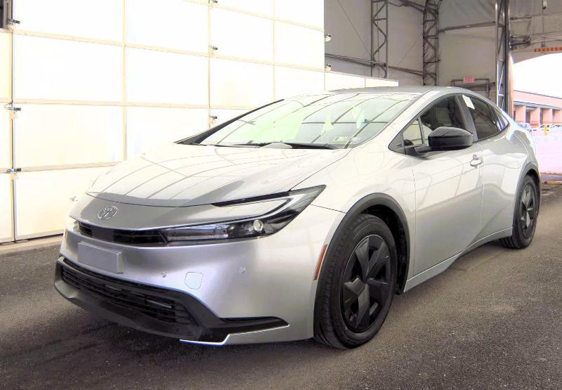 Toyota Prius LE (Natl) 2023