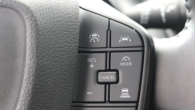 Toyota Prius LE (Natl) 2023