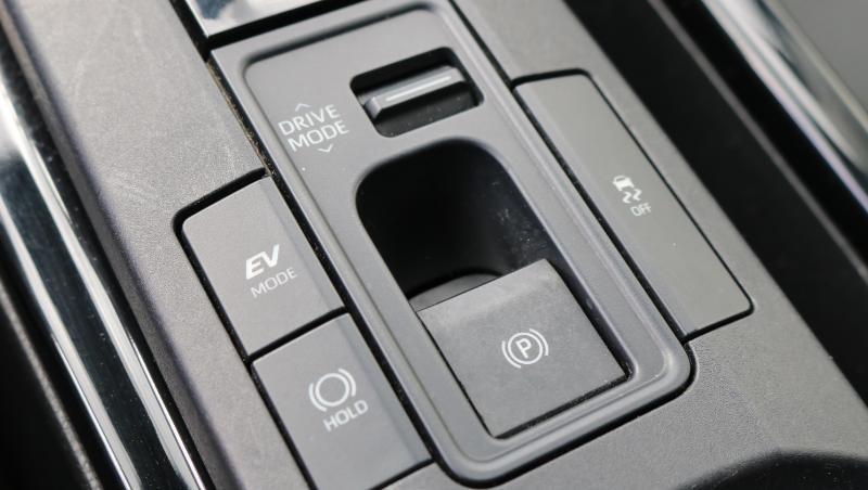 Toyota Prius LE (Natl) 2023