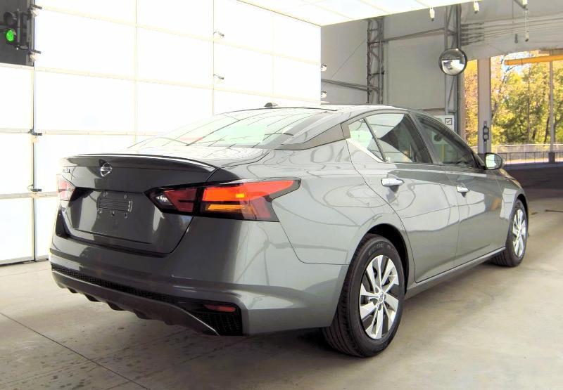 Nissan Altima 2.5 S Sedan 2020