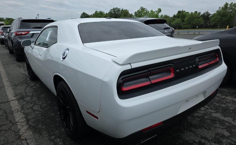 Dodge Challenger 2dr Cpe R/T 2015