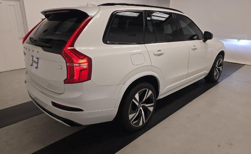 Volvo XC90 Recharge Plug-In Hybrid T8 eAWD PHEV R-Design 7P Extended Range 2022
