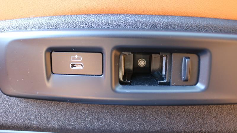 BMW X5 xDrive50i Sports Activity Vehicle 2019