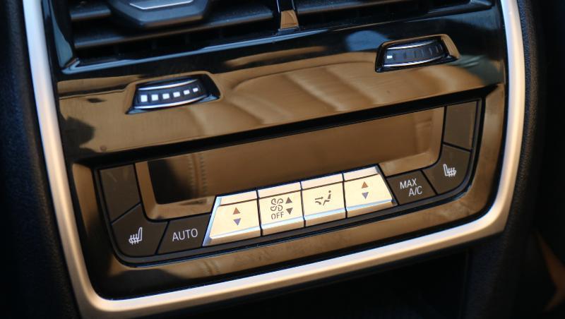 BMW X5 xDrive50i Sports Activity Vehicle 2019