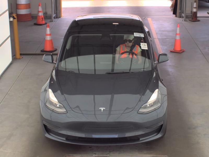 Tesla Model 3 Standard Range Plus 2019