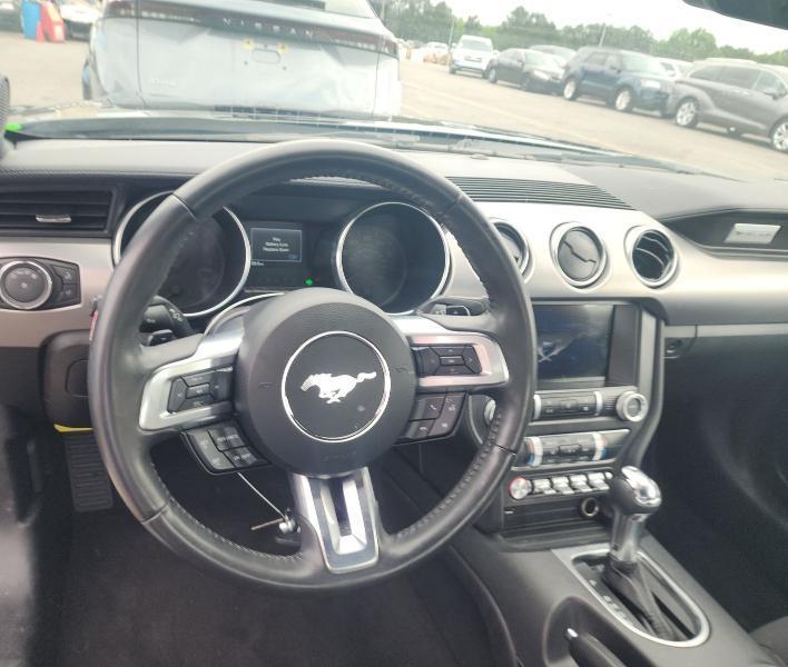 Ford Mustang GT Fastback 2020