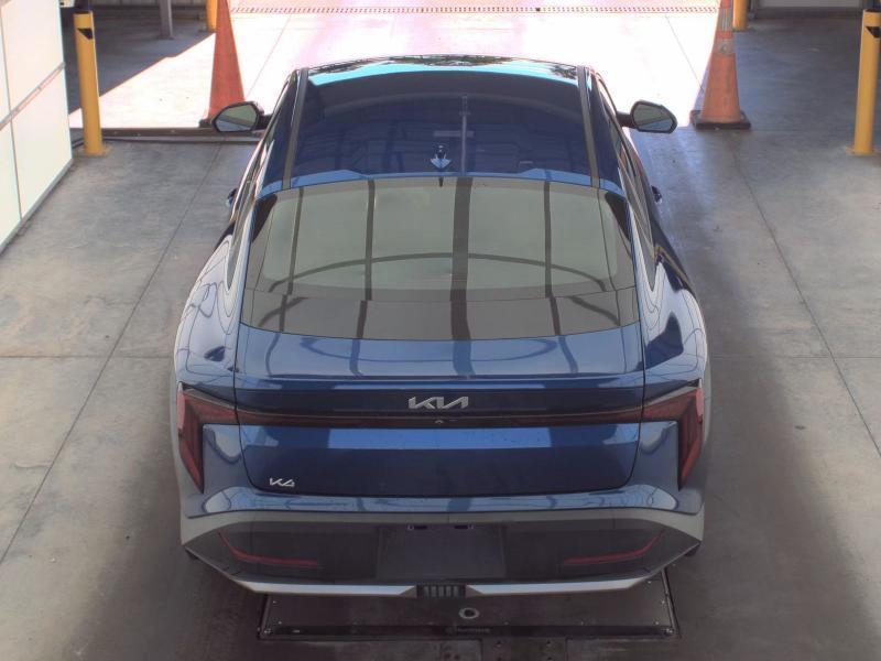 Kia K4 LXS FWD 2025