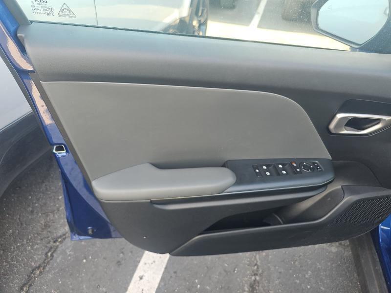 Kia K4 LXS FWD 2025