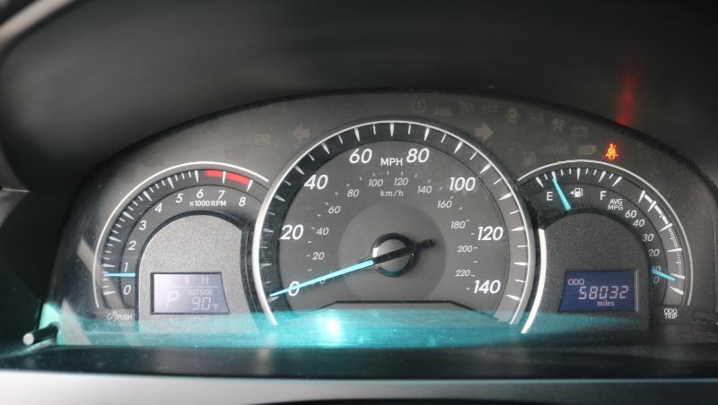 Toyota Camry 4dr Sdn I4 Auto LE (Natl) 2015