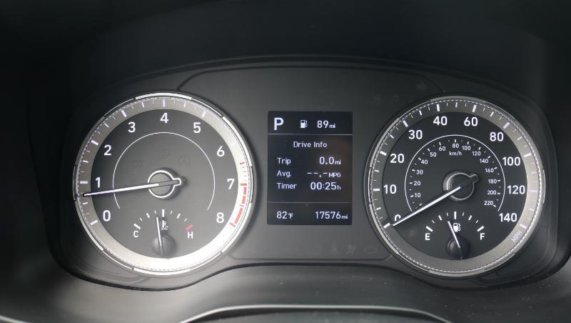 Hyundai Venue SEL IVT 2020