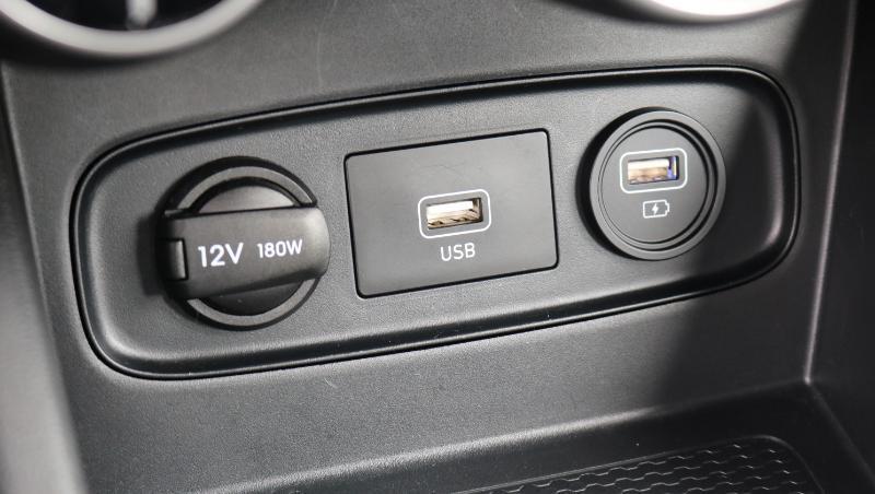 Hyundai Venue SEL IVT 2020