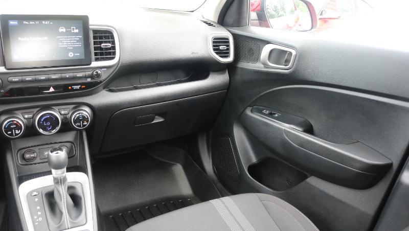 Hyundai Venue SEL IVT 2020