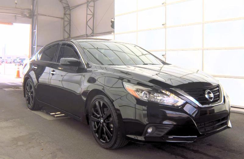 Nissan Altima 2.5 SR Sedan 2017