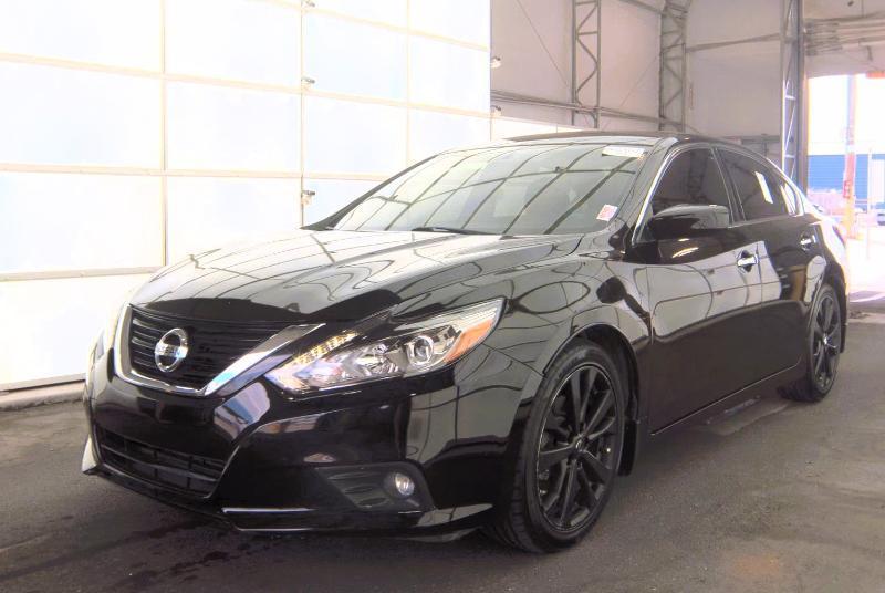 Nissan Altima 2.5 SR Sedan 2017