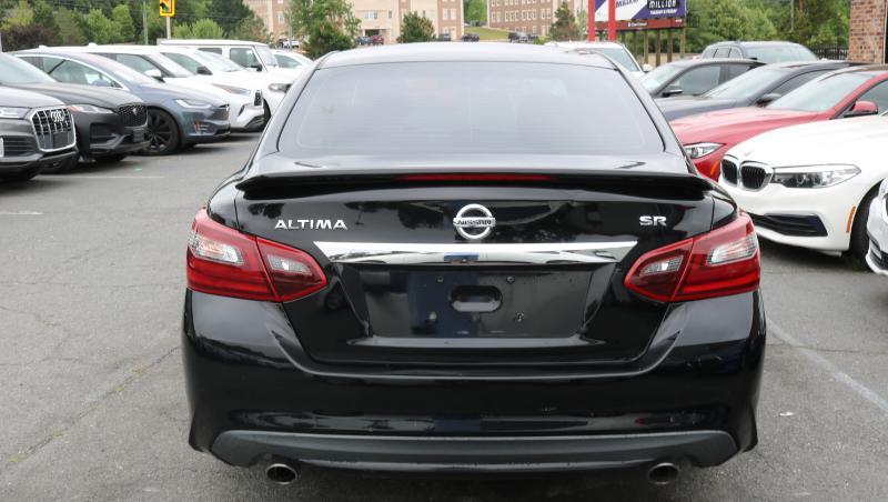 Nissan Altima 2.5 SR Sedan 2017