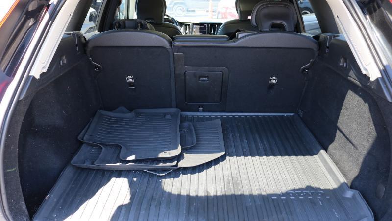 Volvo XC60 T5 FWD Momentum 2021