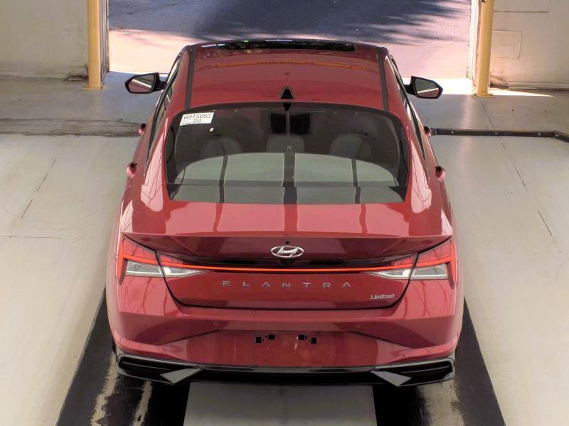 Hyundai Elantra Limited IVT 2023