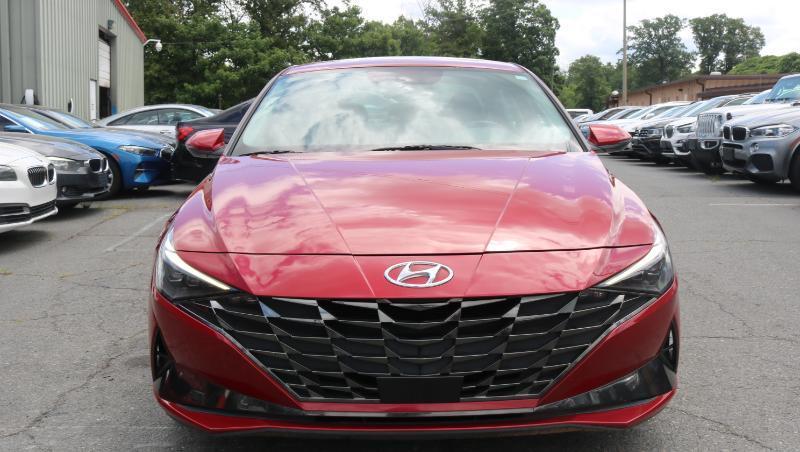 Hyundai Elantra Limited IVT 2023