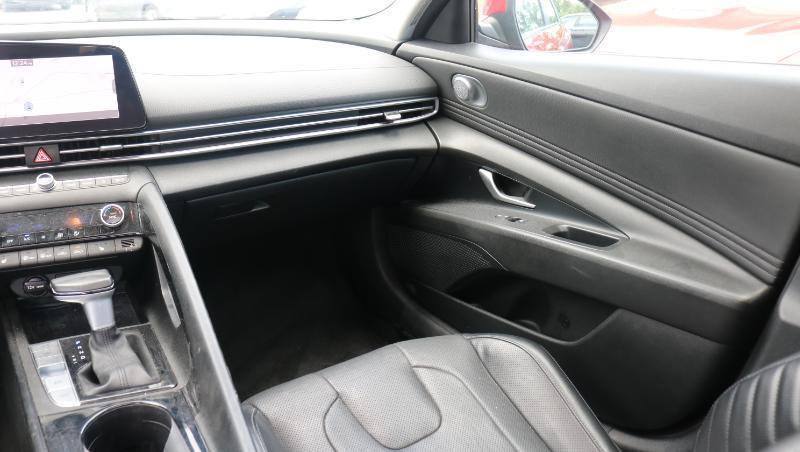Hyundai Elantra Limited IVT 2023