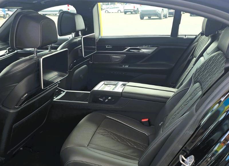 BMW 7 Series 750i xDrive Sedan 2019