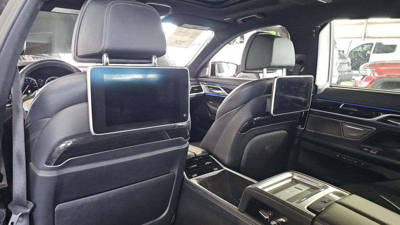 BMW 7 Series 750i xDrive Sedan 2019