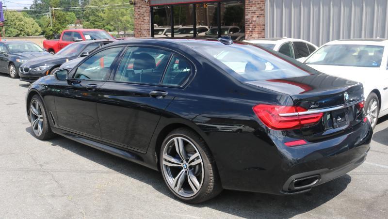 BMW 7 Series 750i xDrive Sedan 2019