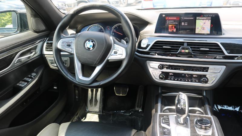 BMW 7 Series 750i xDrive Sedan 2019