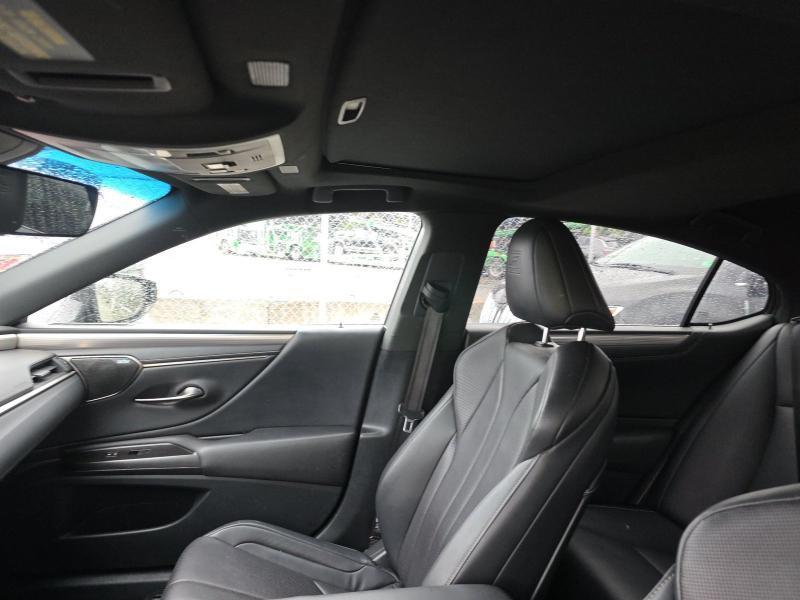 Lexus ES ES 350 FWD 2019