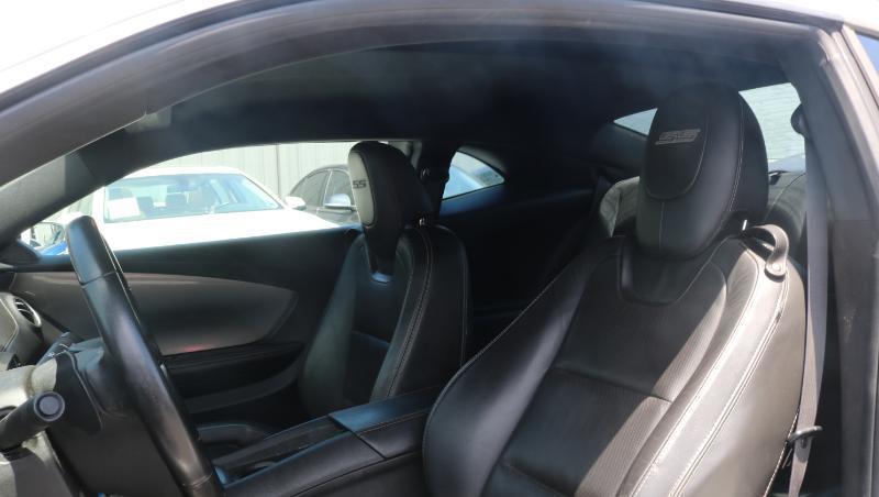 Chevrolet Camaro 2dr Cpe SS w/2SS 2013