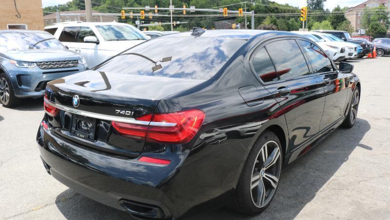 BMW 7 Series 740i Sedan 2019
