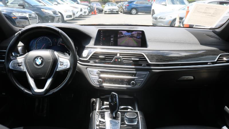 BMW 7 Series 740i Sedan 2019
