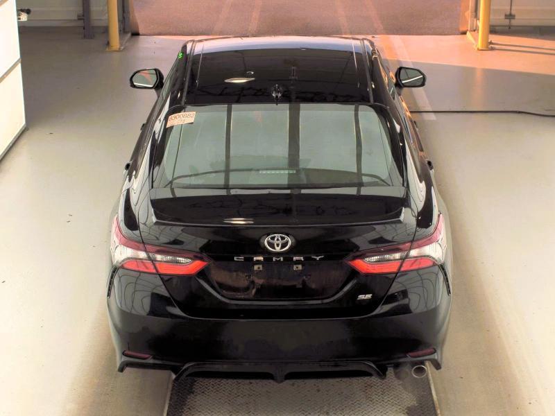Toyota Camry SE Auto (Natl) 2019