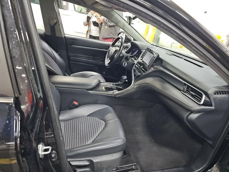 Toyota Camry SE Auto (Natl) 2019