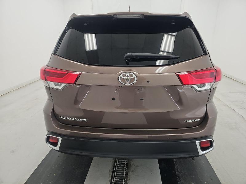 Toyota Highlander Limited V6 FWD (Natl) 2019