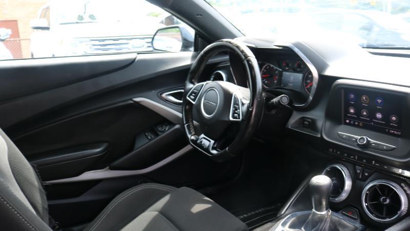 Chevrolet Camaro 2dr Cpe 1LS 2020